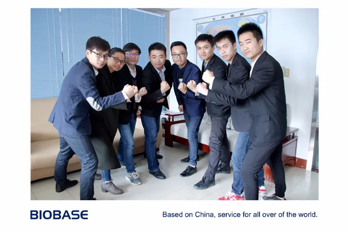 Biobase Semi-Auto Bio Easy Operator and Connected The Computer Smart Chemistry Analyzer