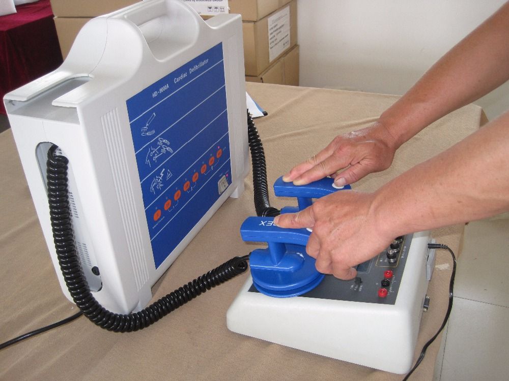 Medical Portable Cardiac Defibrillator